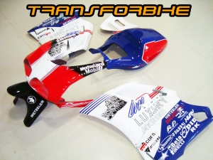 DUCATI 916 /SPS 1994-2002 Carénage DUCATI 748 916 996 998 D 748 916 996 998 v12 DUCATI 916 /SPS 1994-2002 Carénage DUCATI 748 916 996 998 D 748 916 996 998 v12